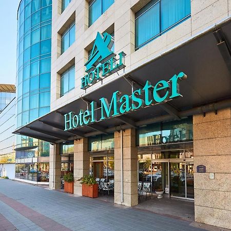 Garni Hotel Master ノヴィ・サド エクステリア 写真