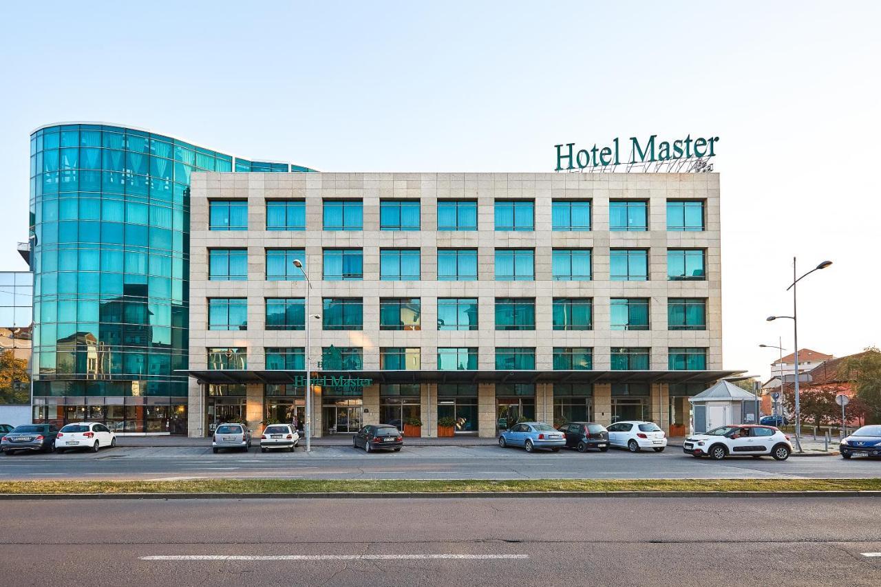 Garni Hotel Master ノヴィ・サド エクステリア 写真